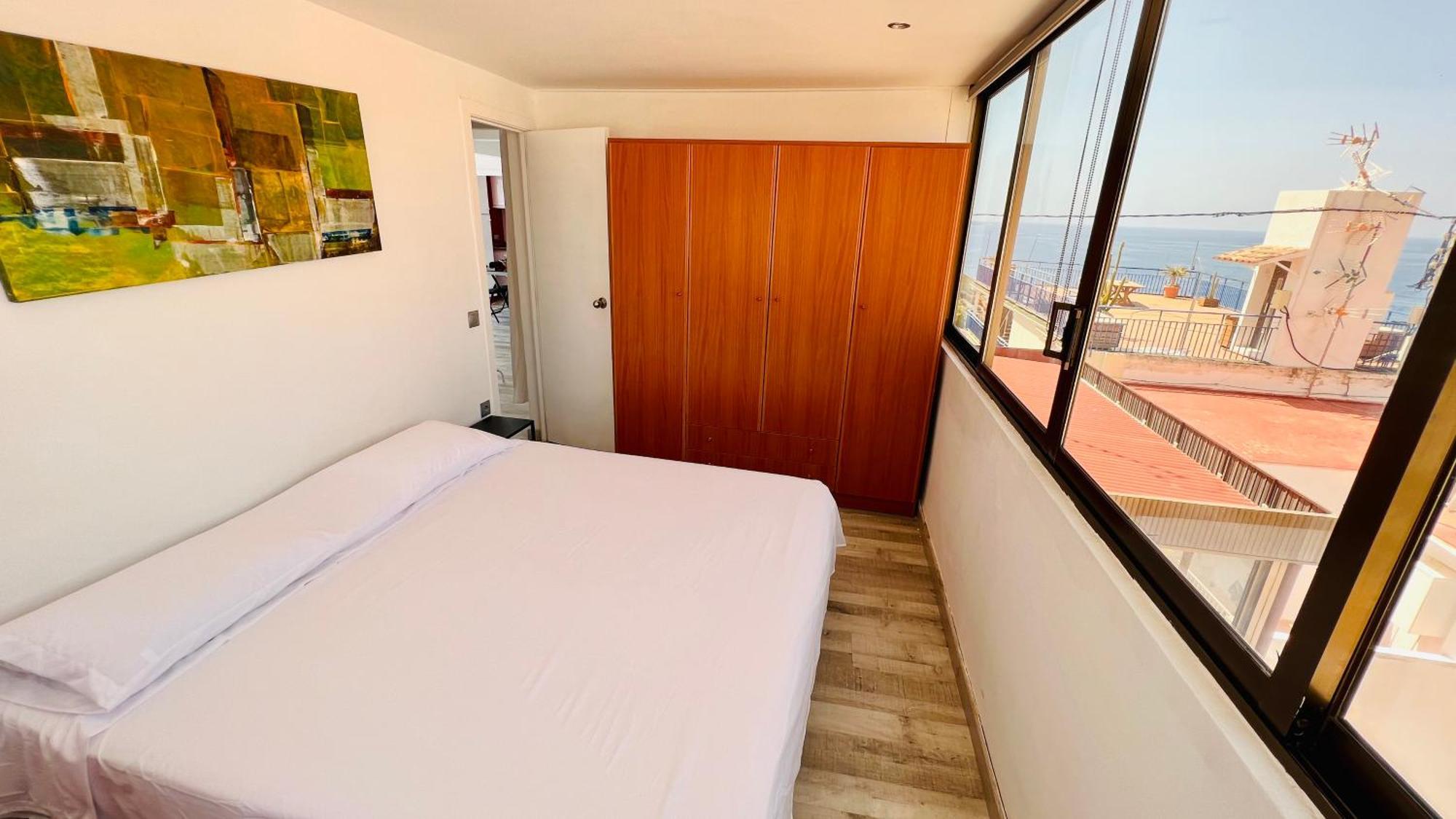 Atico Con Vistas En El Casco Antiguo De Benidorm Appartement Buitenkant foto