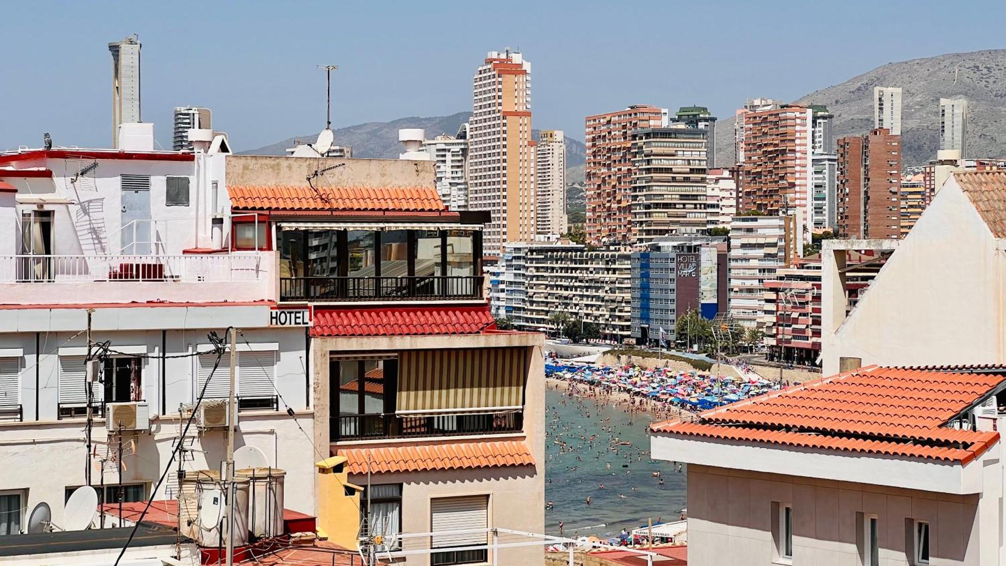 Atico Con Vistas En El Casco Antiguo De Benidorm Appartement Buitenkant foto